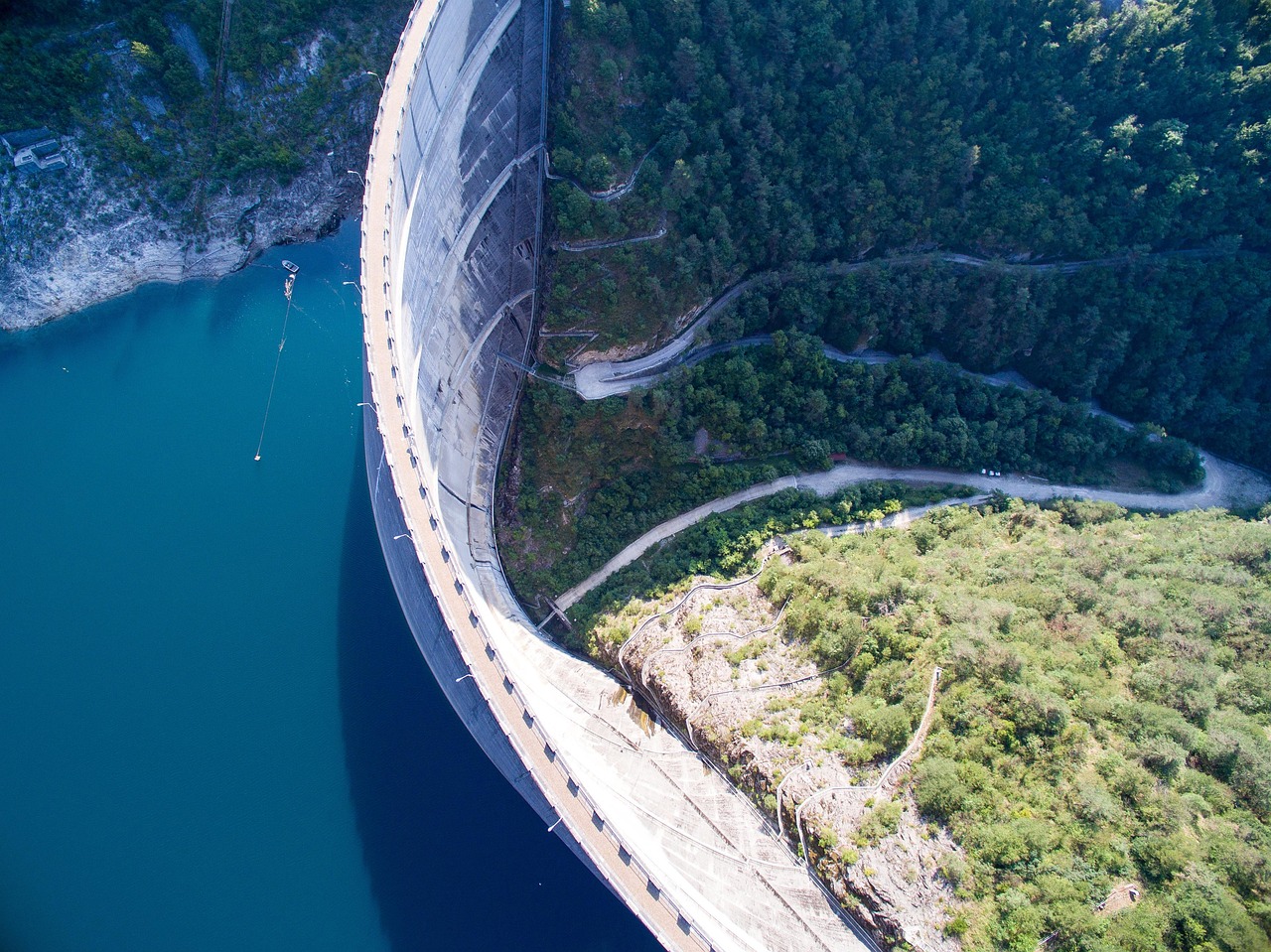 广东省水利第二工程建设，历史沿革与成就概览